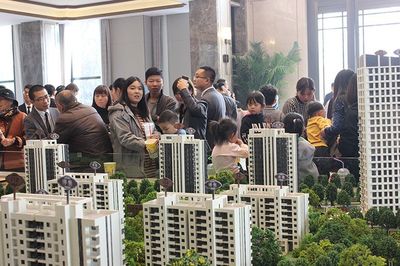 蘭心繪制 妙筆生畫(huà)——“瘦不了哥哥”空降玉蘭灣歡樂(lè)過(guò)周末